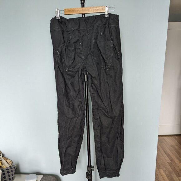 Women's Arc'teryx Black Linen Pants - Picture 2 of 13